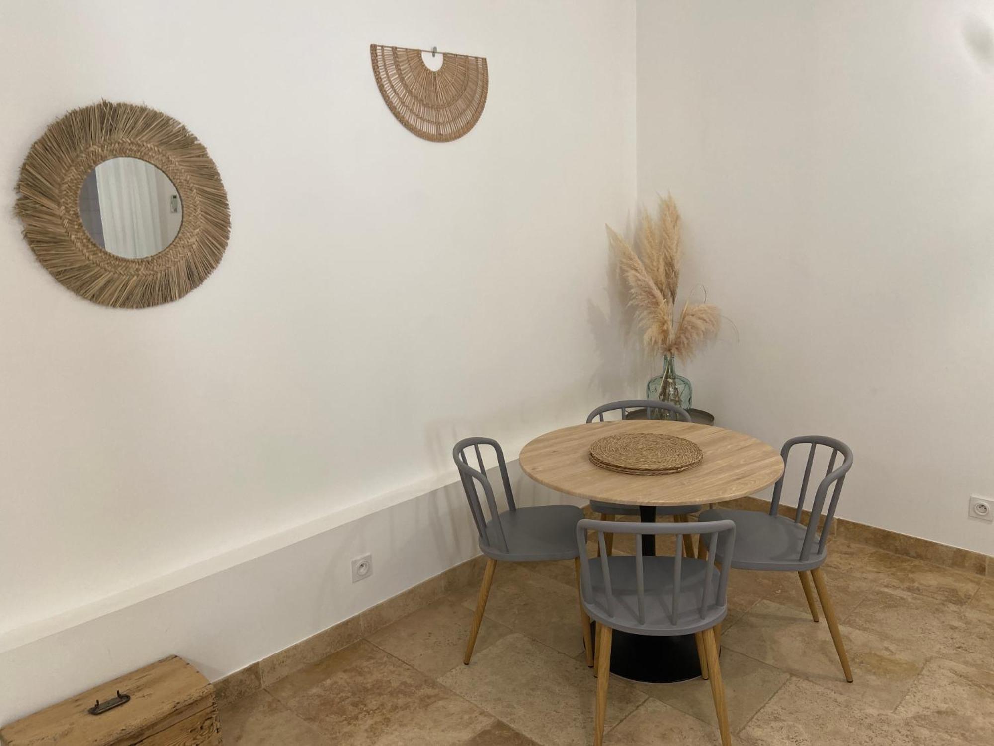 Petit Mas En Provence Holiday home Tarascon
