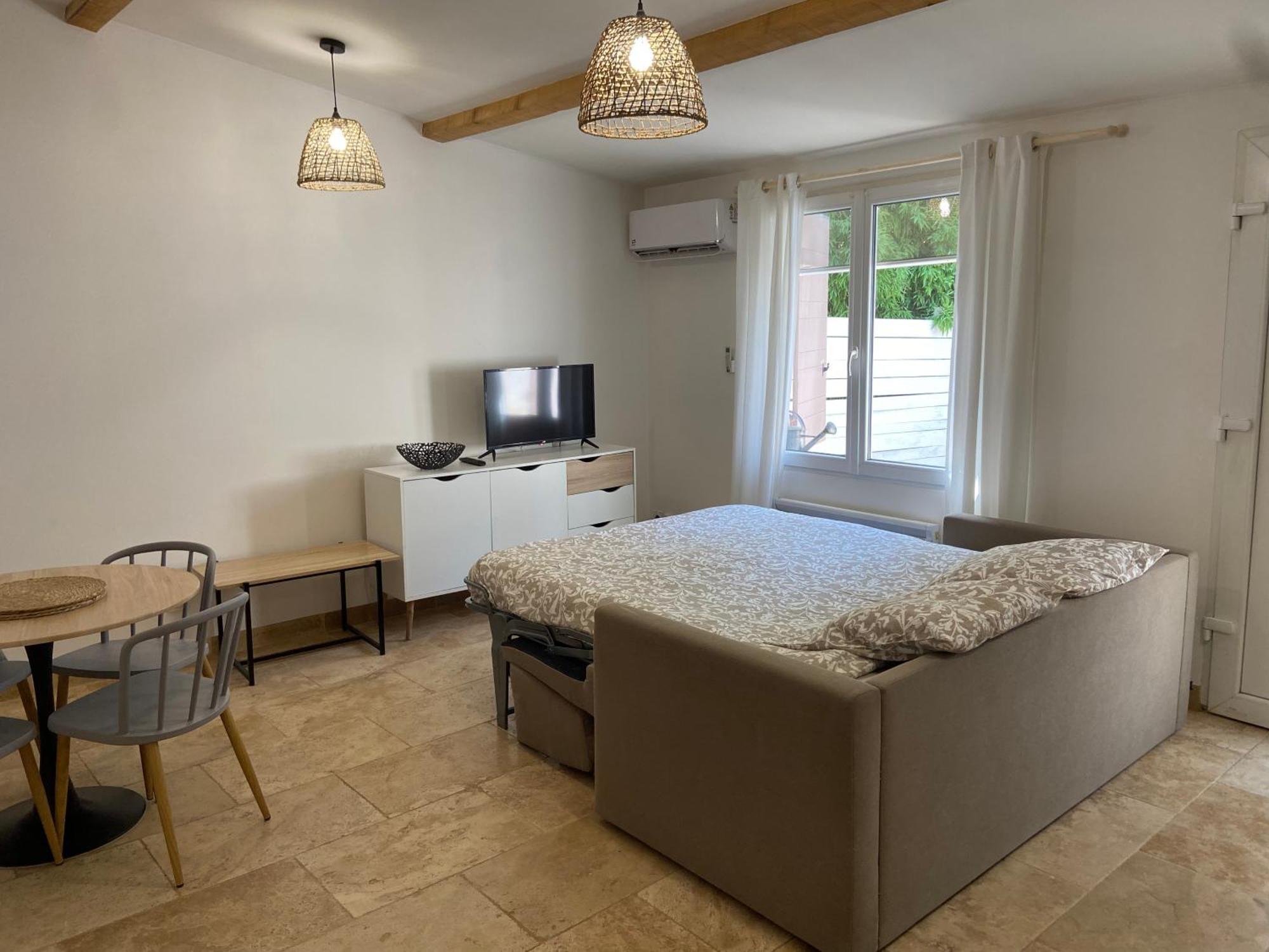Hébergement de vacances Petit Mas En Provence *